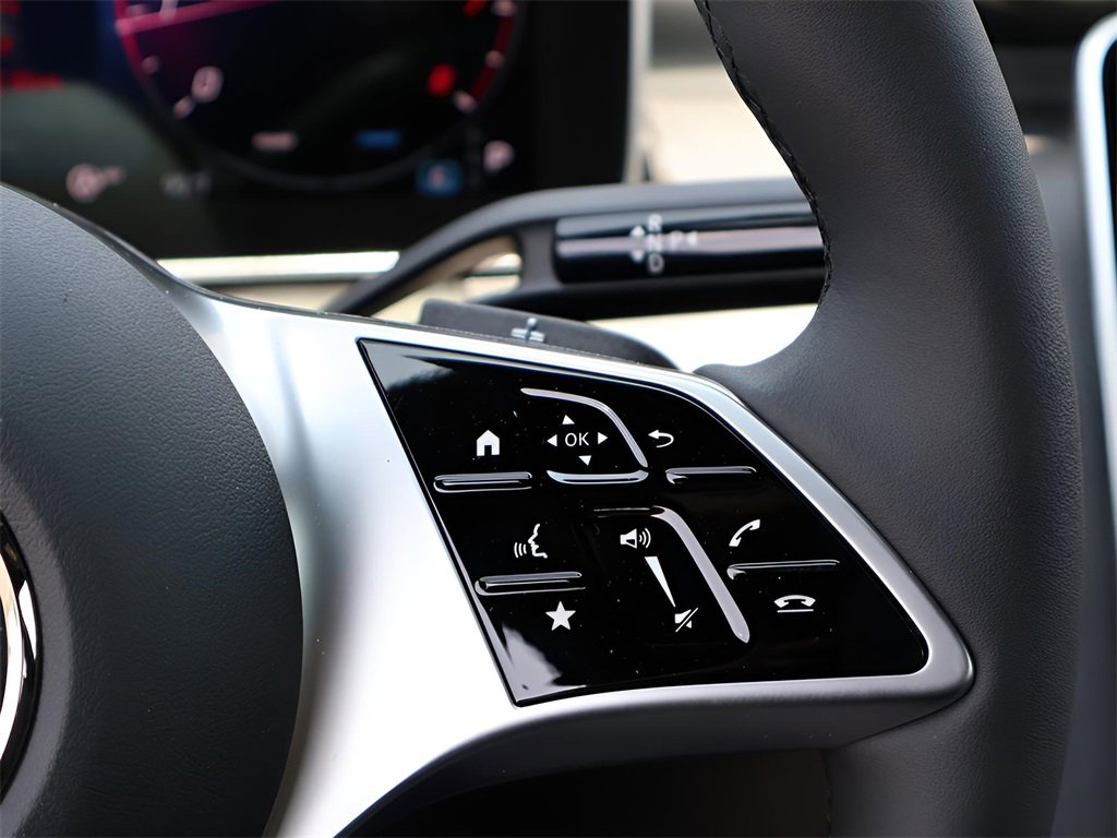 Certified 2025 Mercedes-Benz C 300 4MATIC Sedan image 63