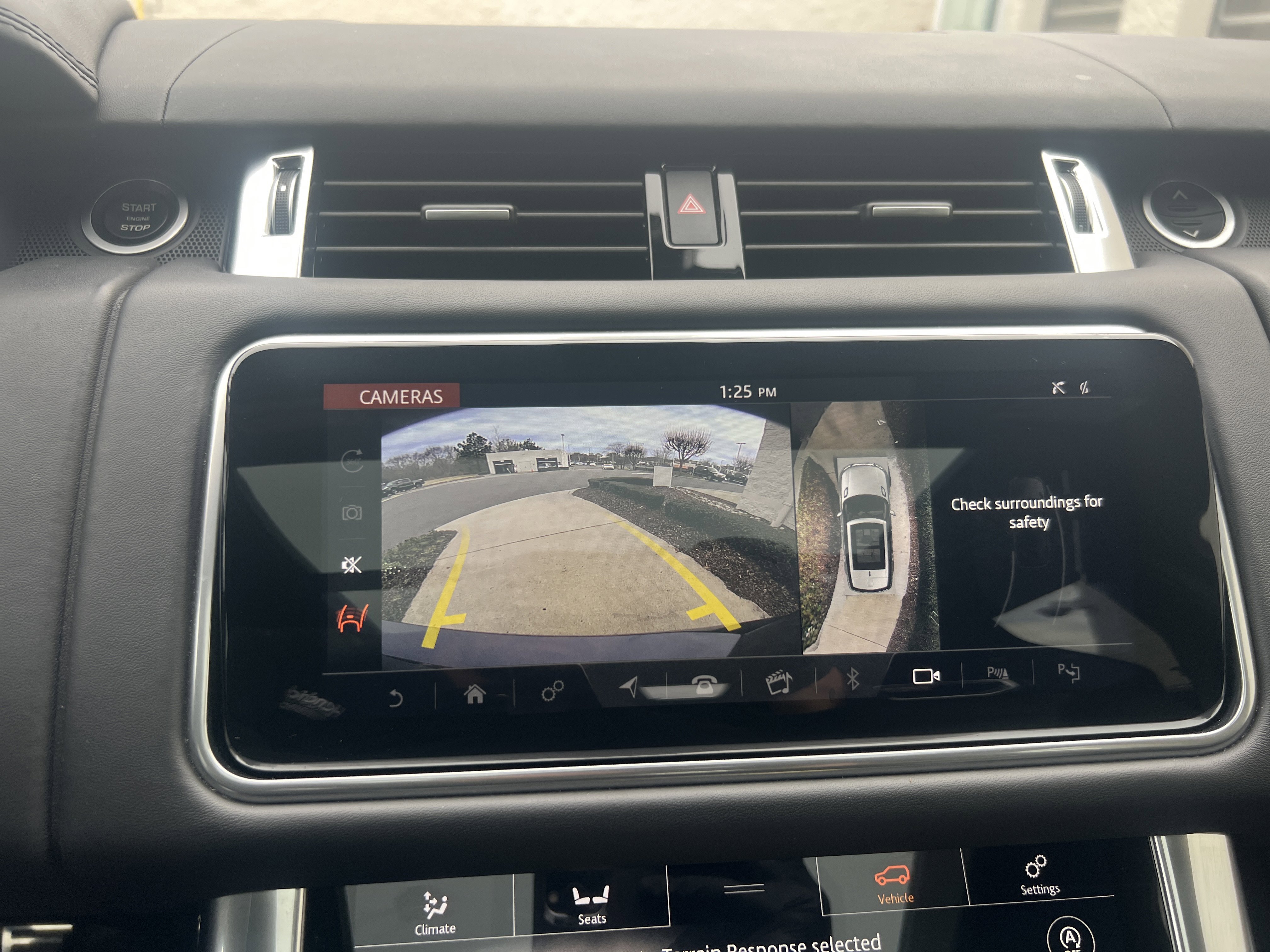 Used 2021 Land Rover Range Rover Sport SVR AWD/4WD image 25