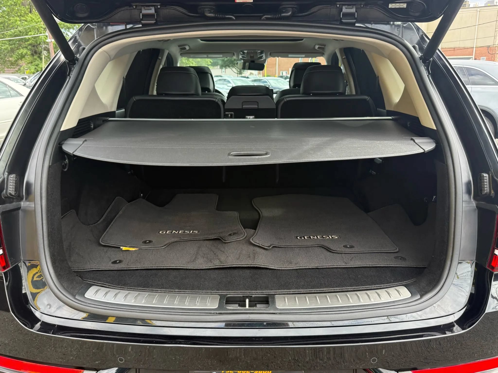 Used 2021 Genesis GV80 3.5T AWD/4WD image 32