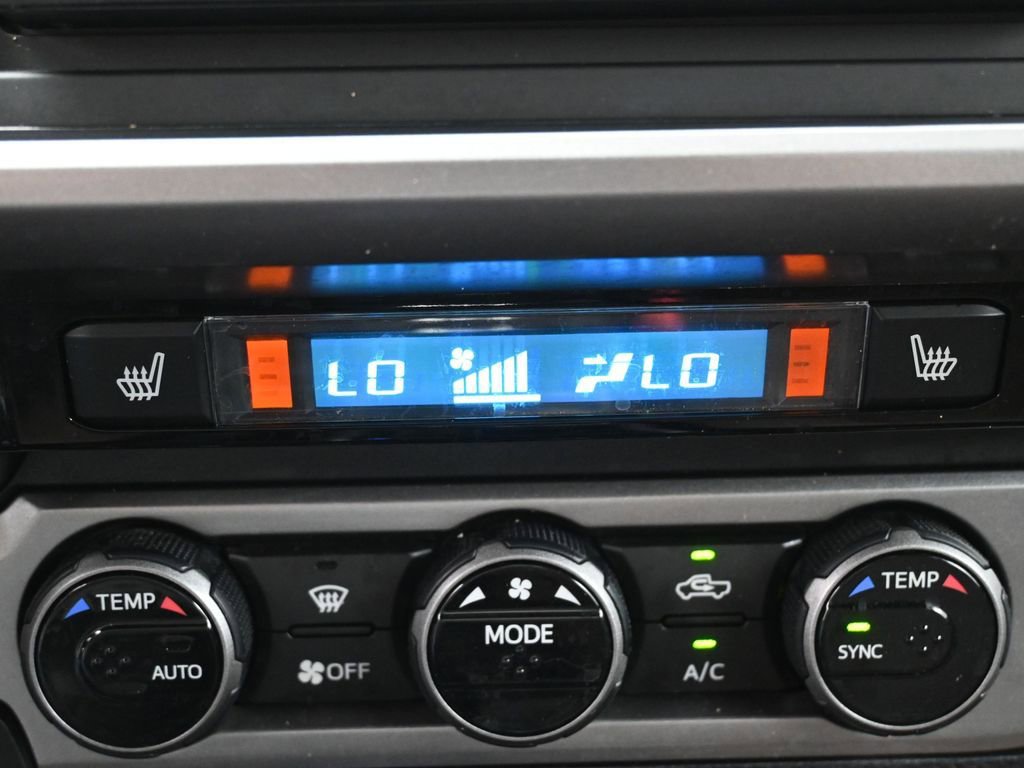 Used 2017 Toyota Tacoma Limited AWD/4WD image 20