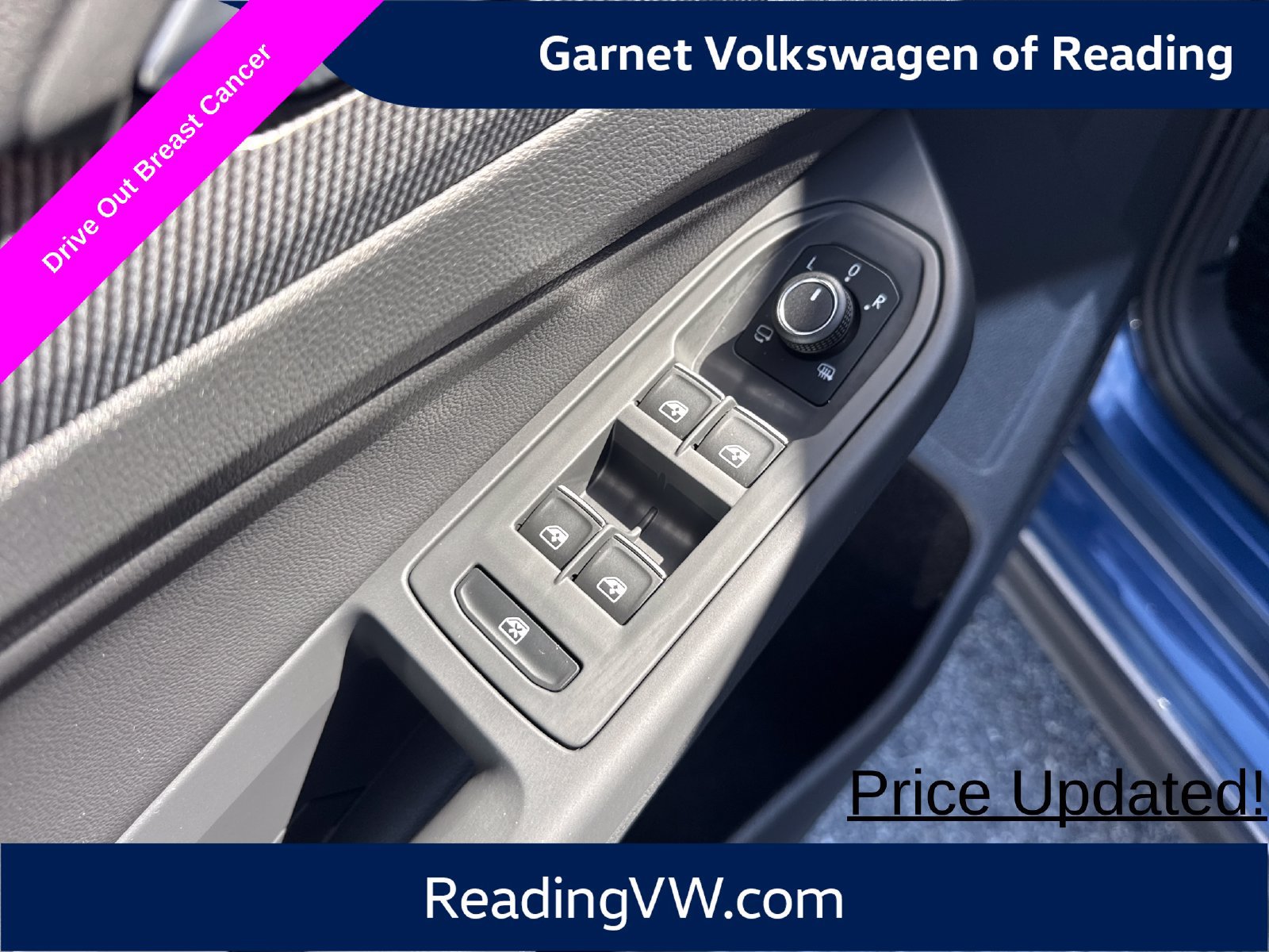 Used 2025 Volkswagen GTI SE FWD image 12