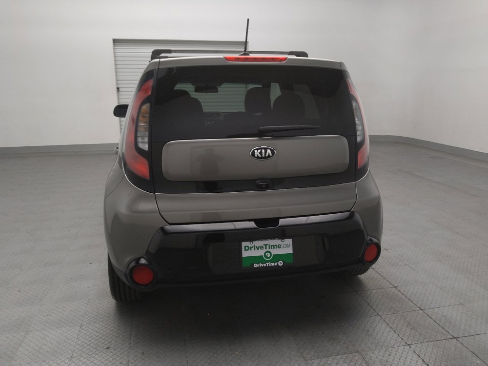 Used 2016 Kia Soul + FWD image 6