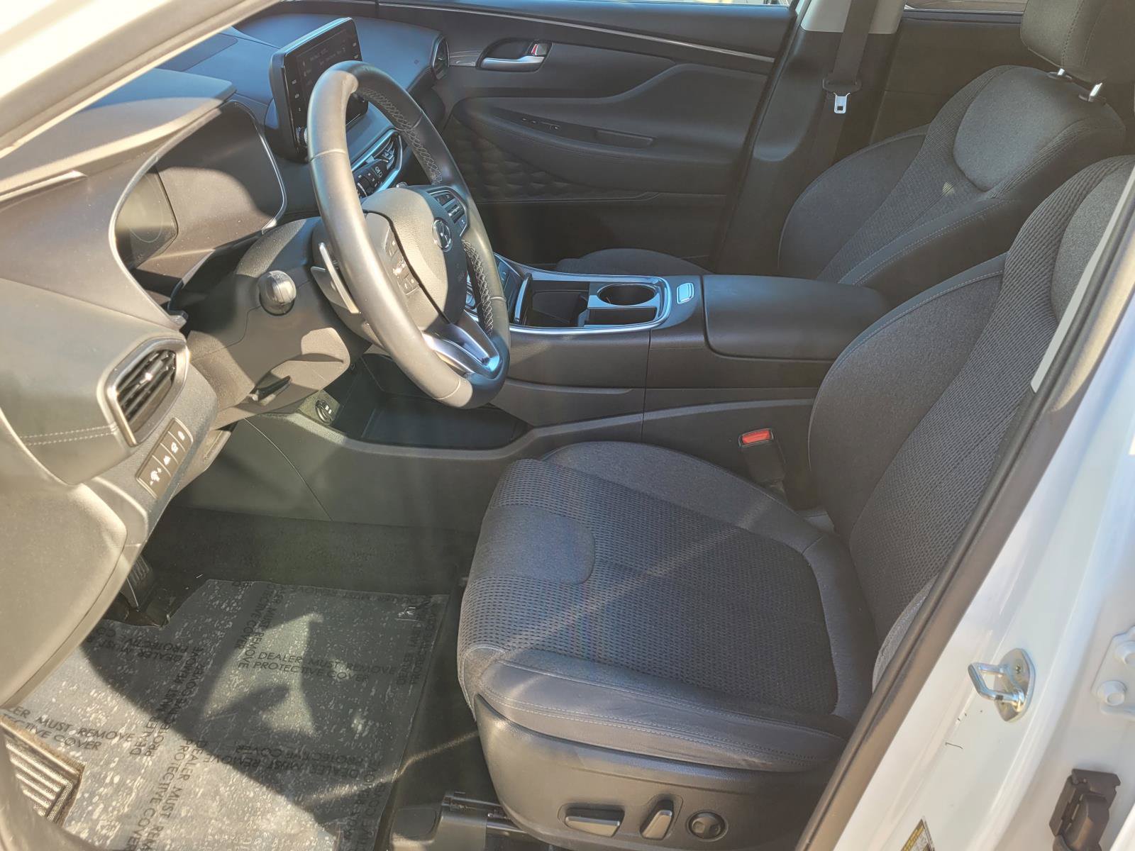 Used 2021 Hyundai Santa Fe SEL w/ Convenience Package FWD image 3