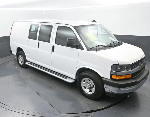 Used 2024 Chevrolet Express 2500 w/ Driver Convenience Package image 25