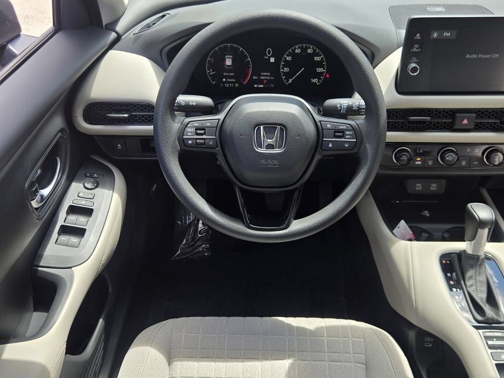 Certified 2027 Honda HR-V LX image 13