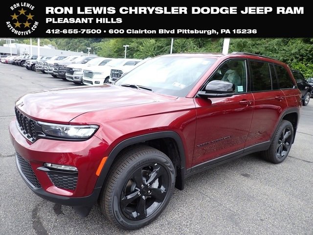 New 2025 Jeep Grand Cherokee Limited w/ Black Appearance Package