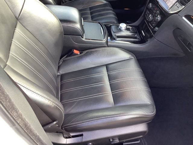 Used 2022 Chrysler 300 S RWD image 16