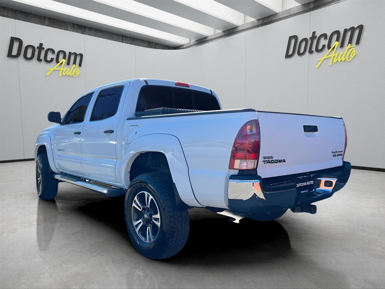 Used 2006 Toyota Tacoma PreRunner RWD image 6