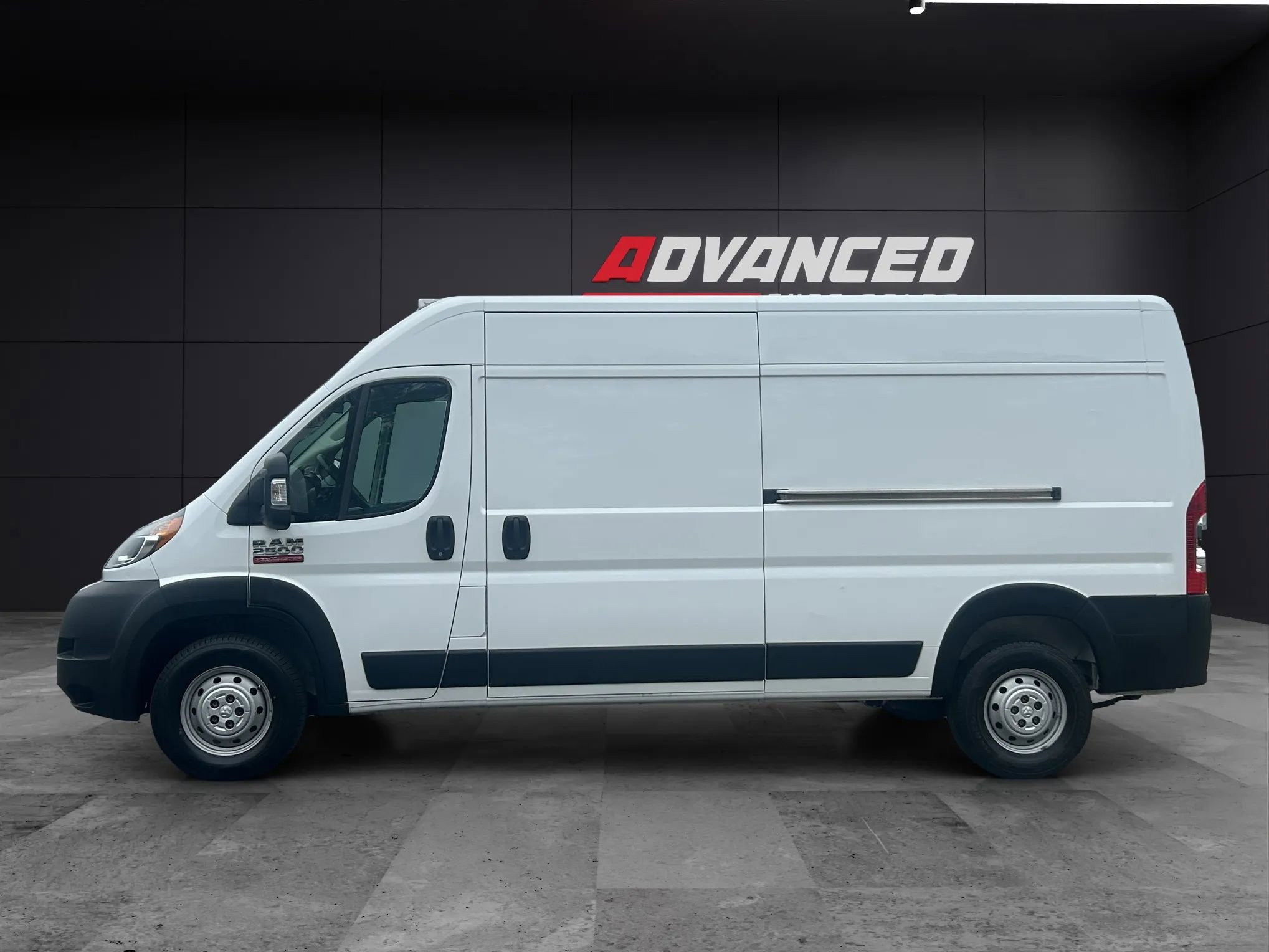 Used 2021 RAM ProMaster 2500 w/ Convenience Group image 4