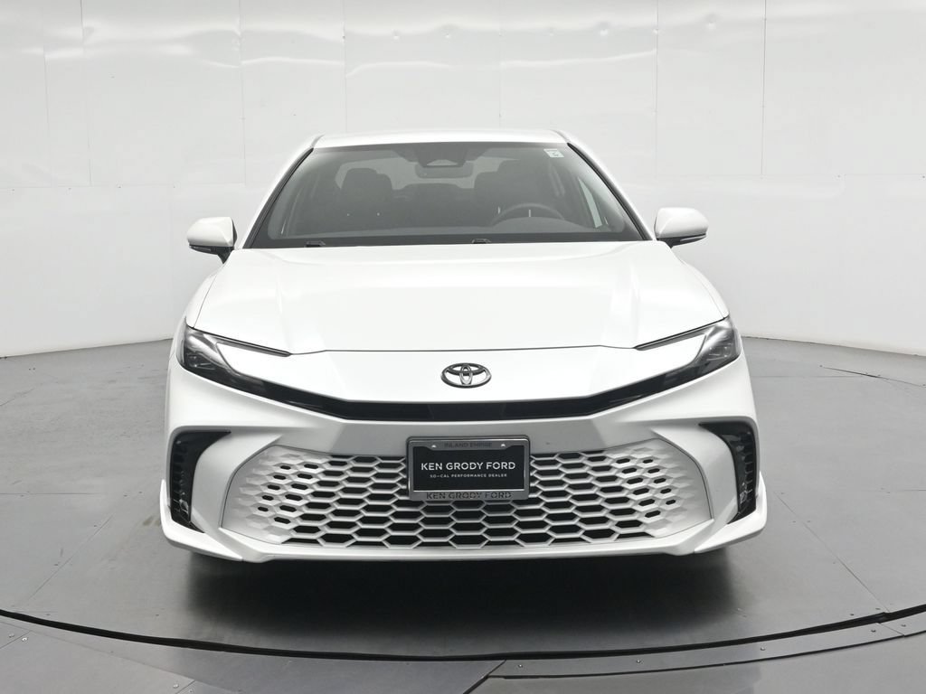 Used 2026 Toyota Camry XSE FWD image 46