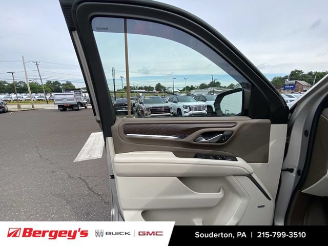 Certified 2023 GMC Yukon XL Denali w/ Denali Reserve Package AWD/4WD image 26