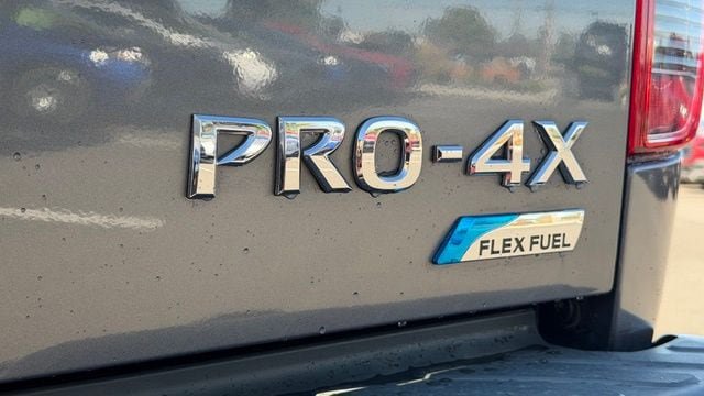 Used 2019 Nissan Frontier PRO-4X AWD/4WD image 11