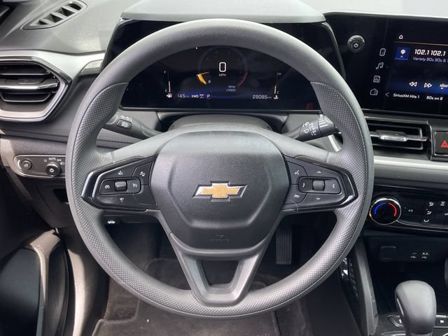 Used 2025 Chevrolet TrailBlazer LT AWD/4WD image 13