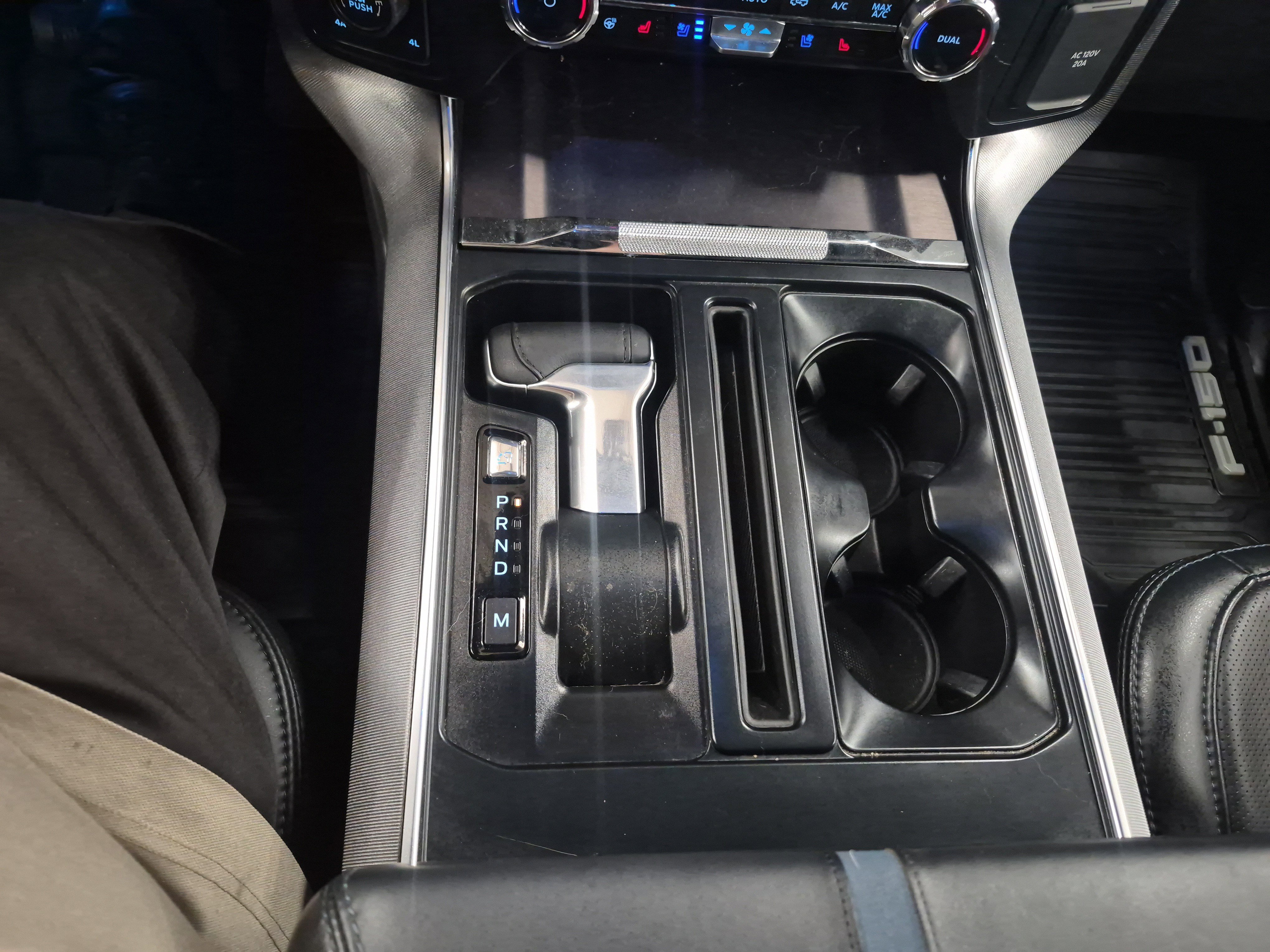 Certified 2025 Ford F150 Platinum AWD/4WD image 34