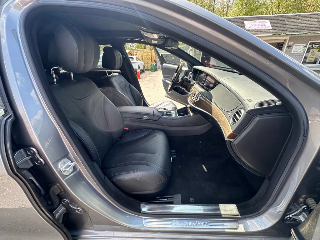 Used 2015 Mercedes-Benz S 550 4MATIC Sedan image 19