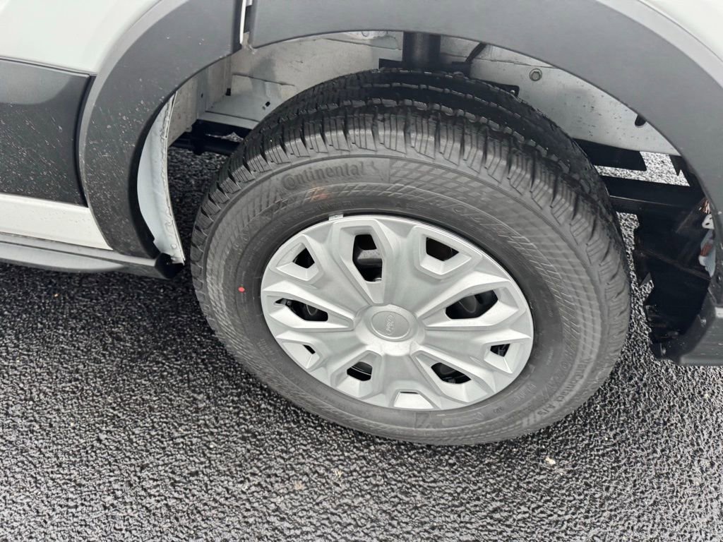 New 2026 Ford Transit 250 148 Medium Roof image 10