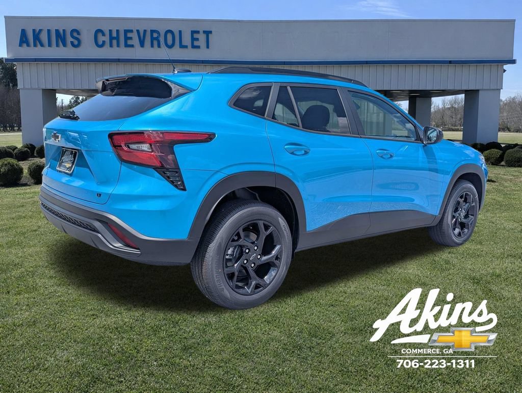 New 2026 Chevrolet Trax LT w/ Sunroof Package FWD image 4
