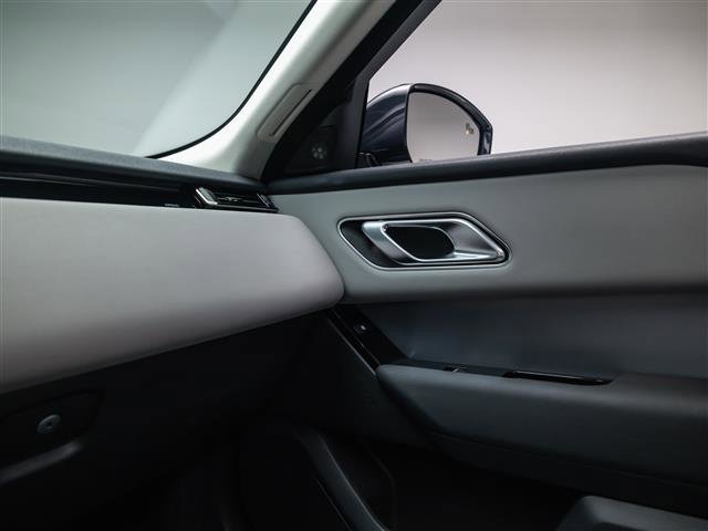 Used 2024 Land Rover Range Rover Velar S image 31