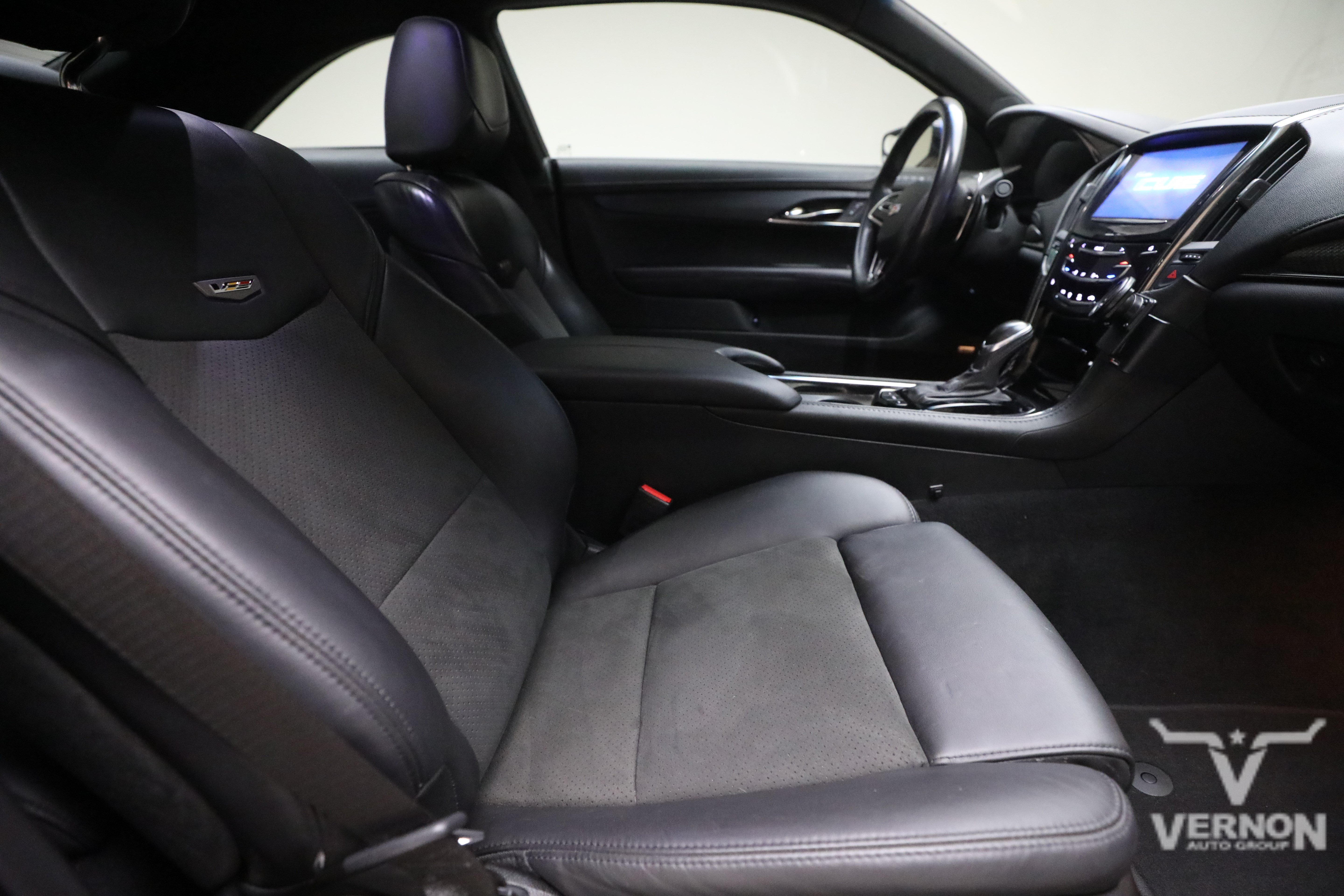 Used 2017 Cadillac ATS V w/ Luxury Package RWD image 11