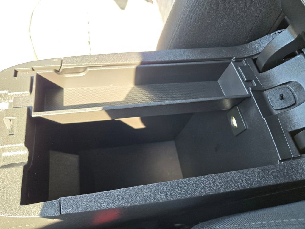 Used 2023 Chevrolet Equinox LS w/ LS Convenience Package image 13