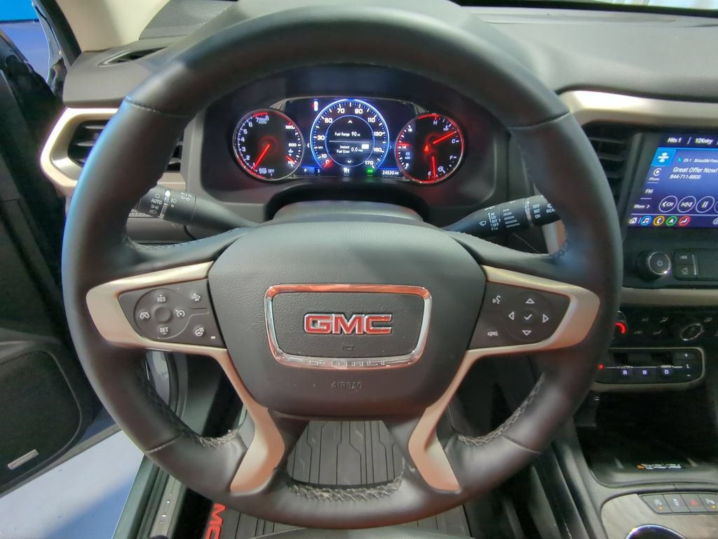 Used 2023 GMC Acadia Denali w/ Denali Technology Package AWD/4WD image 28