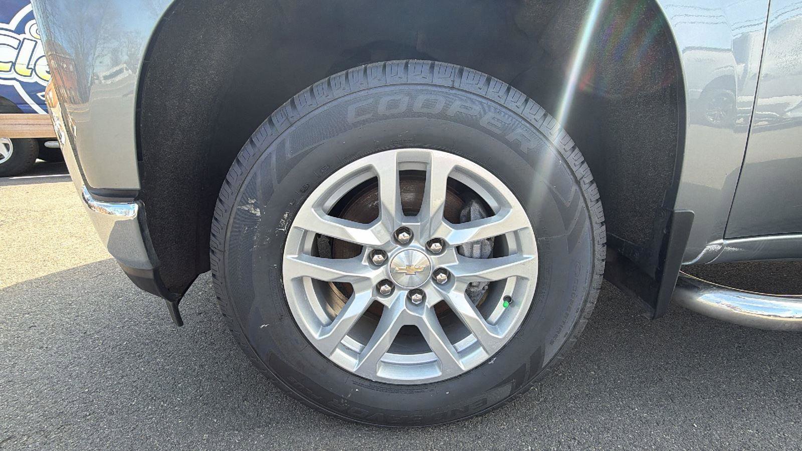 Used 2019 Chevrolet Silverado 1500 LT w/ All-Star Edition image 9