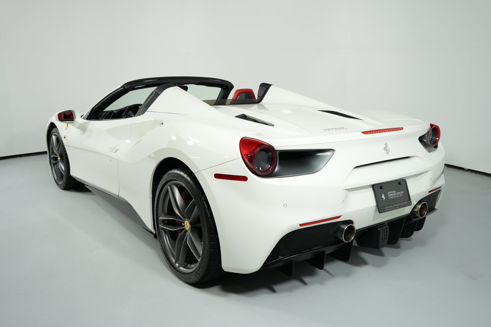 Certified 2017 Ferrari 488 Spider RWD image 23