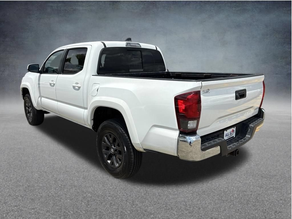 Used 2020 Toyota Tacoma SR5 AWD/4WD image 10