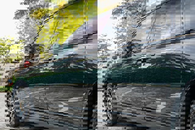 Used 2020 Rolls-Royce Cullinan Black Badge image 17