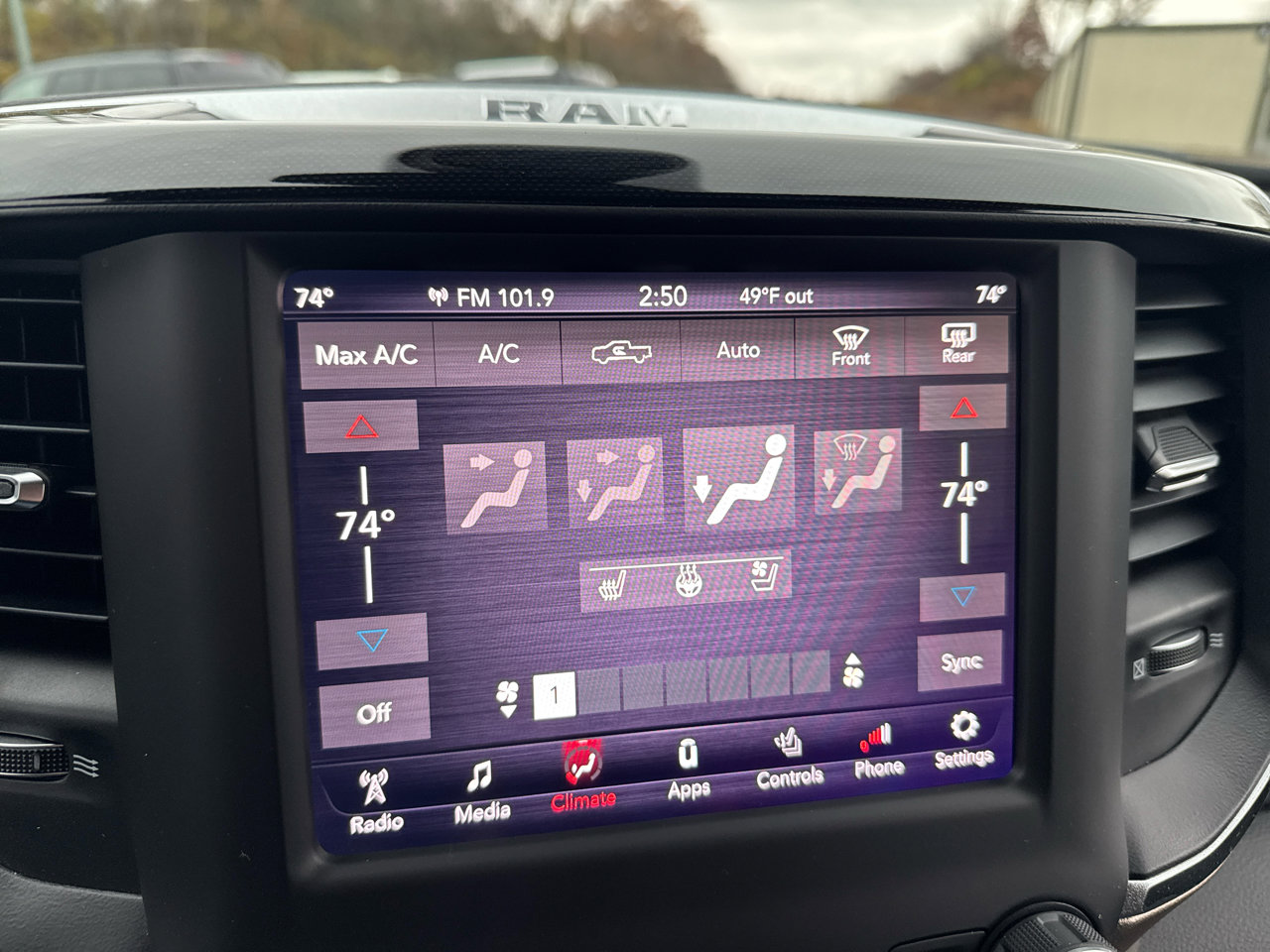 Used 2019 RAM 2500 Laramie image 18