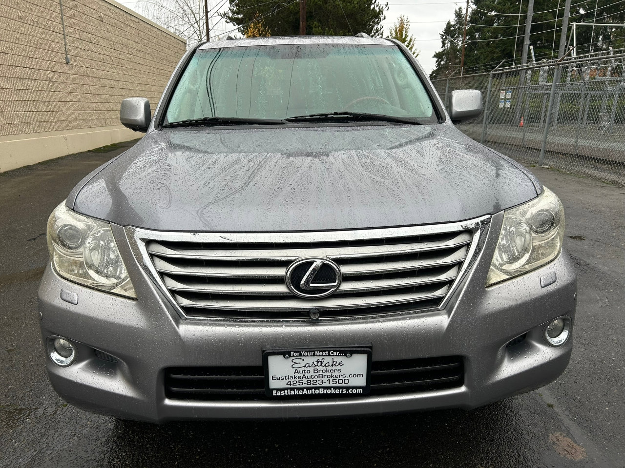 Used 2008 Lexus LX 570 4WD image 2