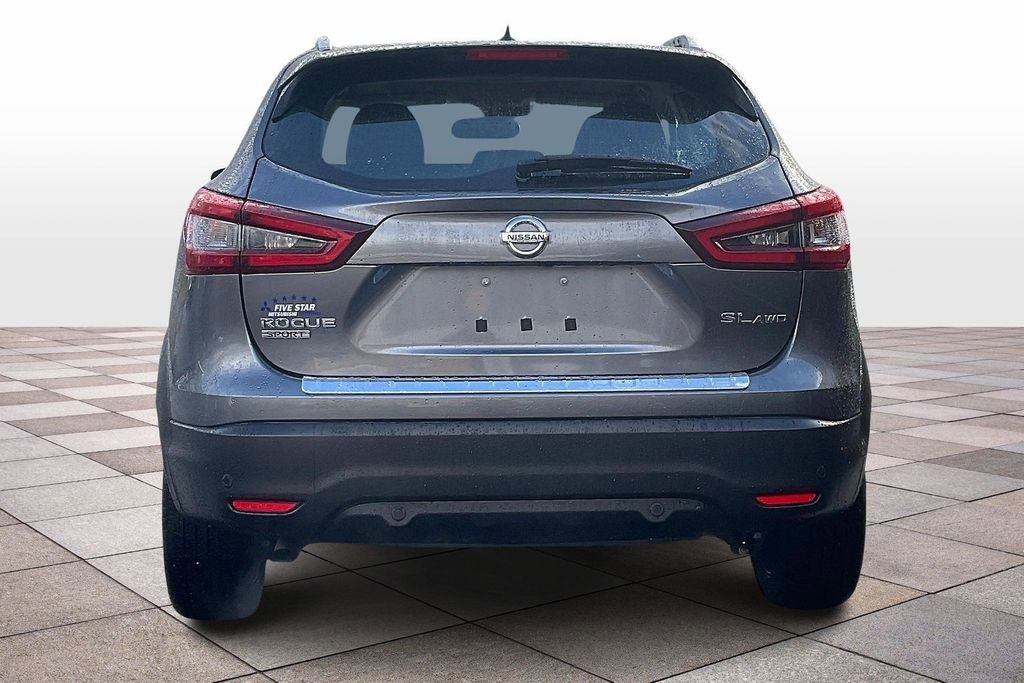 Used 2022 Nissan Rogue Sport SL w/ Premium Package image 4