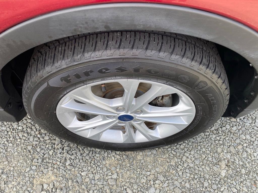 Used 2019 Ford Escape SE FWD image 23