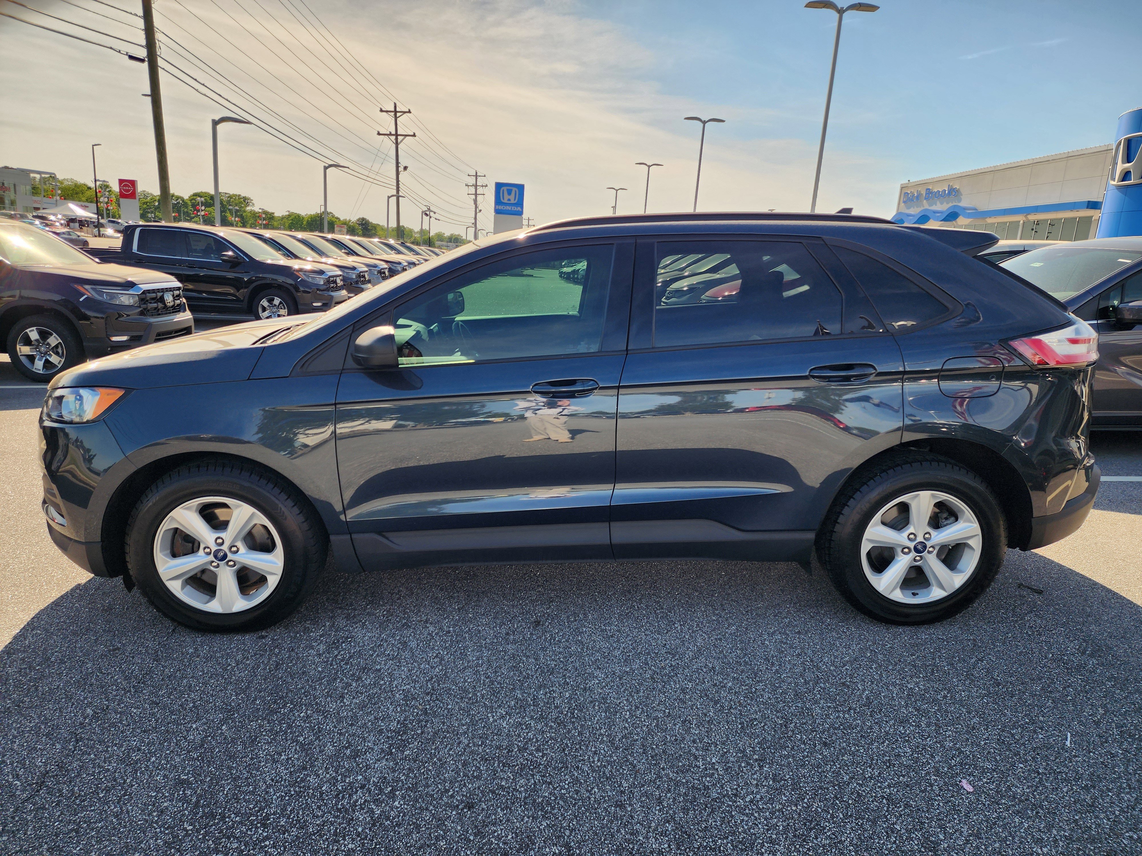 Used 2022 Ford Edge SE AWD/4WD image 8