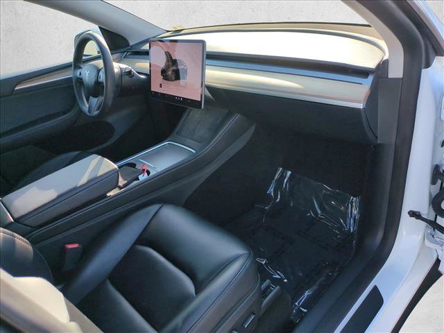 Used 2023 Tesla Model Y AWD image 25