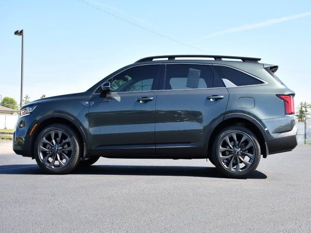 Used 2021 Kia Sorento SX Prestige image 4