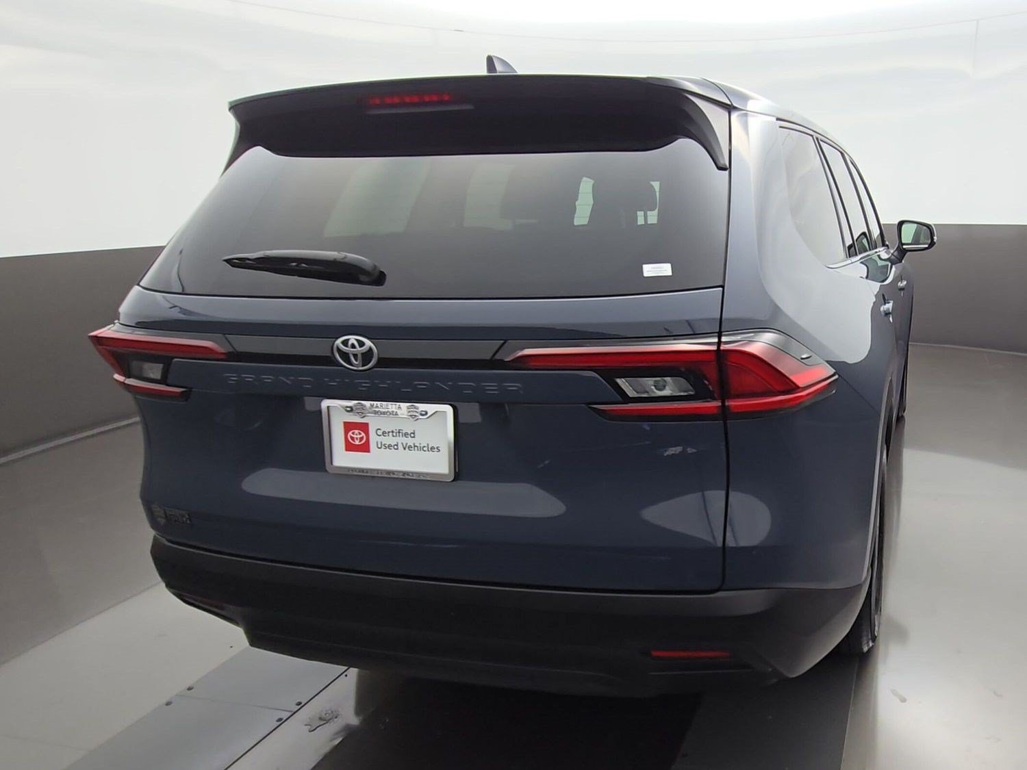 Certified 2025 Toyota Grand Highlander FWD image 8