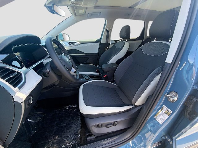 New 2026 Volkswagen Taos SE AWD/4WD image 20
