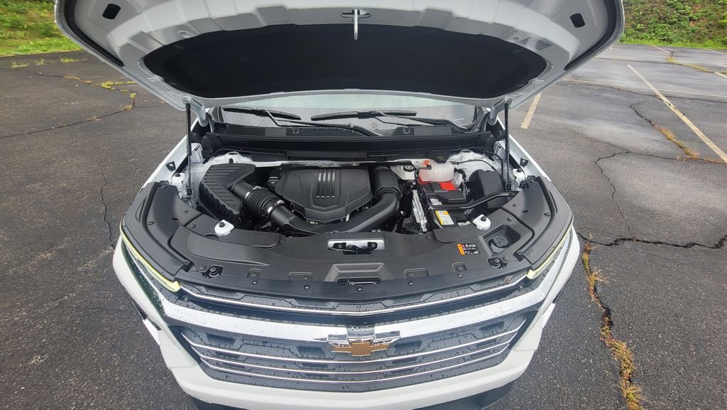 New 2026 Chevrolet Traverse LT w/ Driver Confidence Package image 17