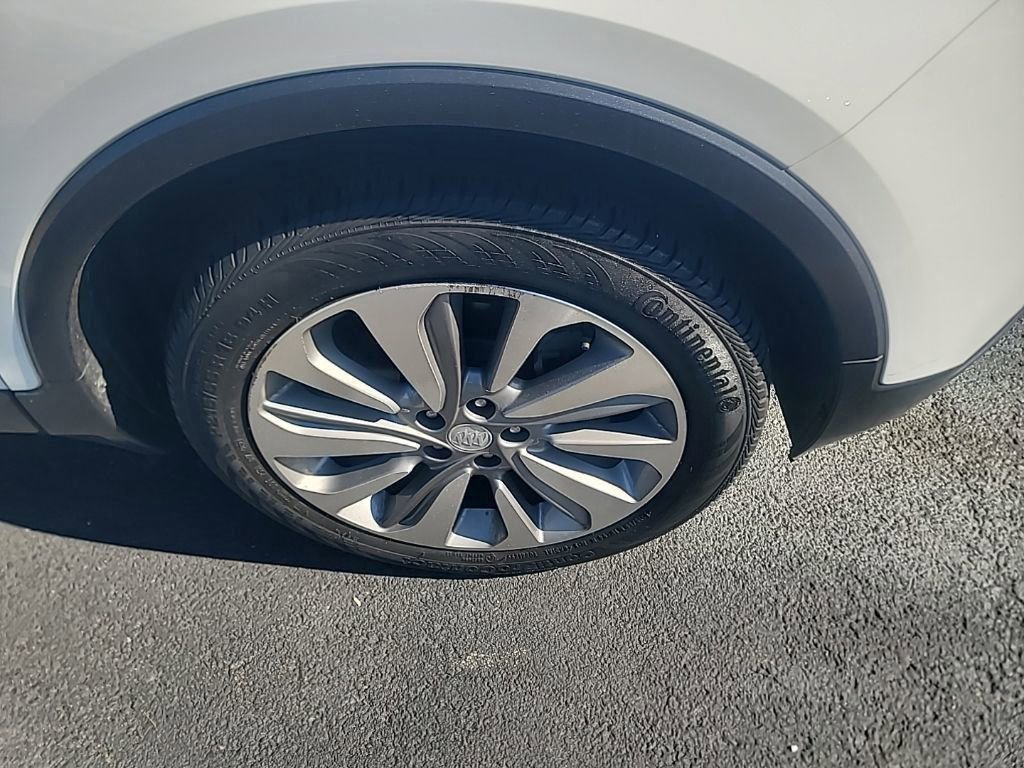 Used 2019 Buick Encore Preferred FWD image 2