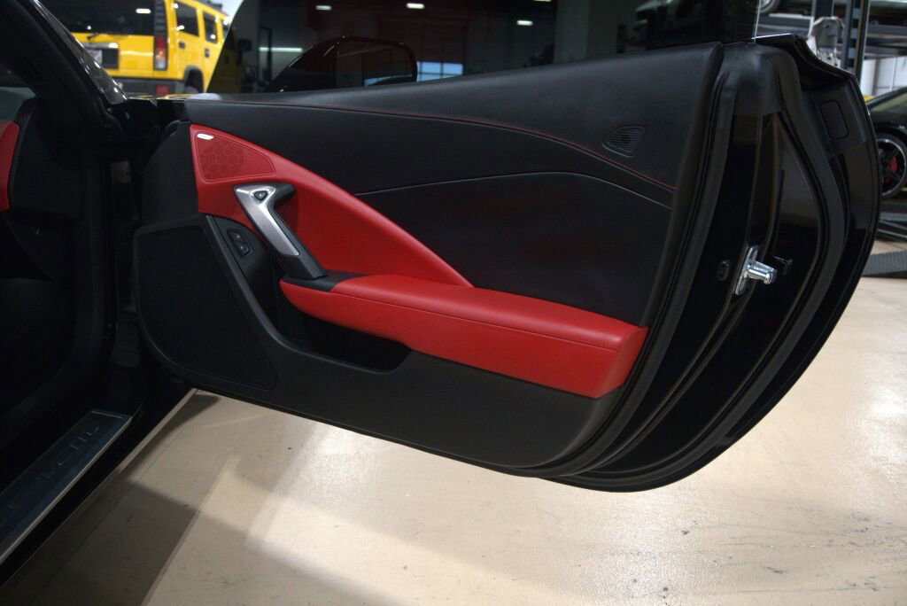 Used 2014 Chevrolet Corvette Stingray Coupe w/ 3LT Preferred Equipment Group image 39