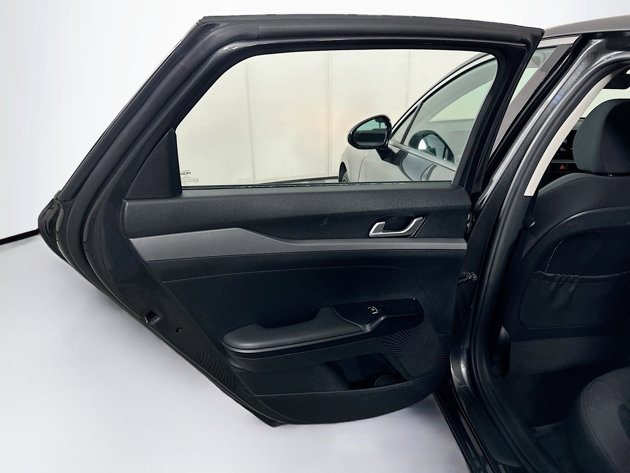 Used 2025 Kia K5 LXS FWD image 25