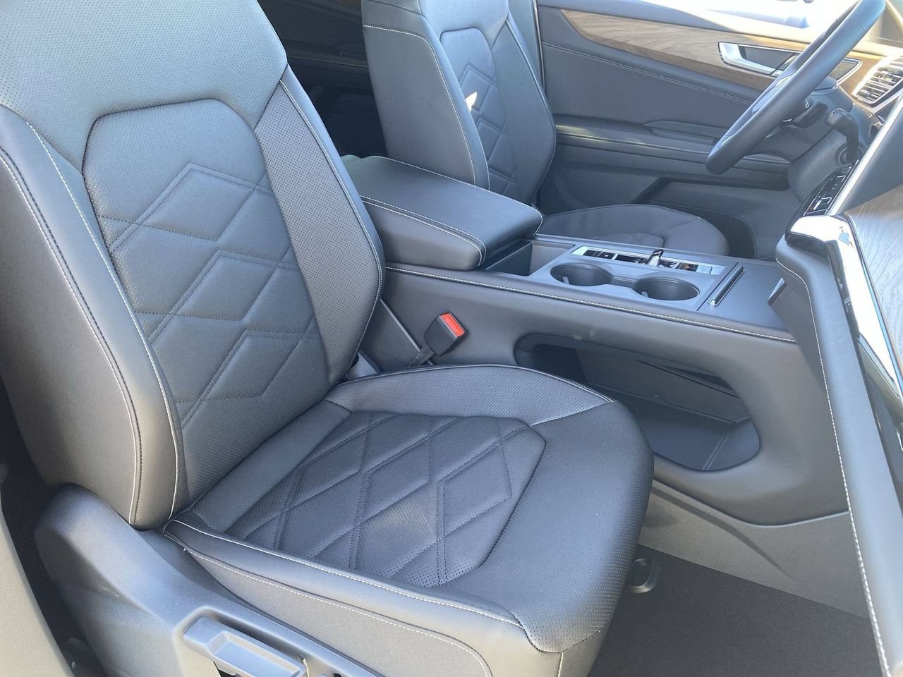 New 2026 Volkswagen Atlas SE FWD image 7