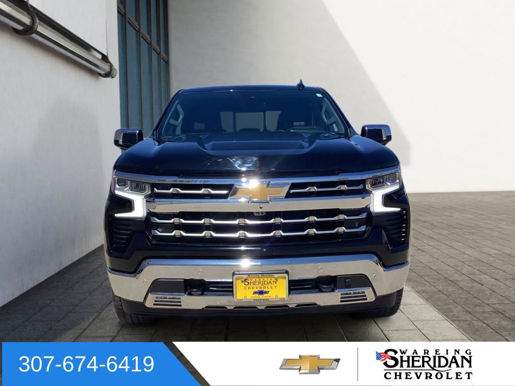 Used 2023 Chevrolet Silverado 1500 LTZ w/ Technology Package AWD/4WD image 2