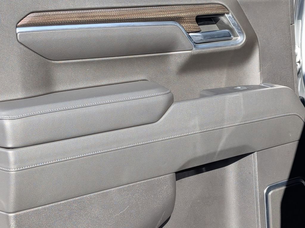 Used 2022 Chevrolet Silverado 1500 LT image 24