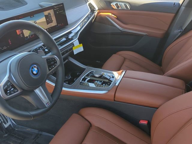 New 2026 BMW X5 xDrive50e image 16
