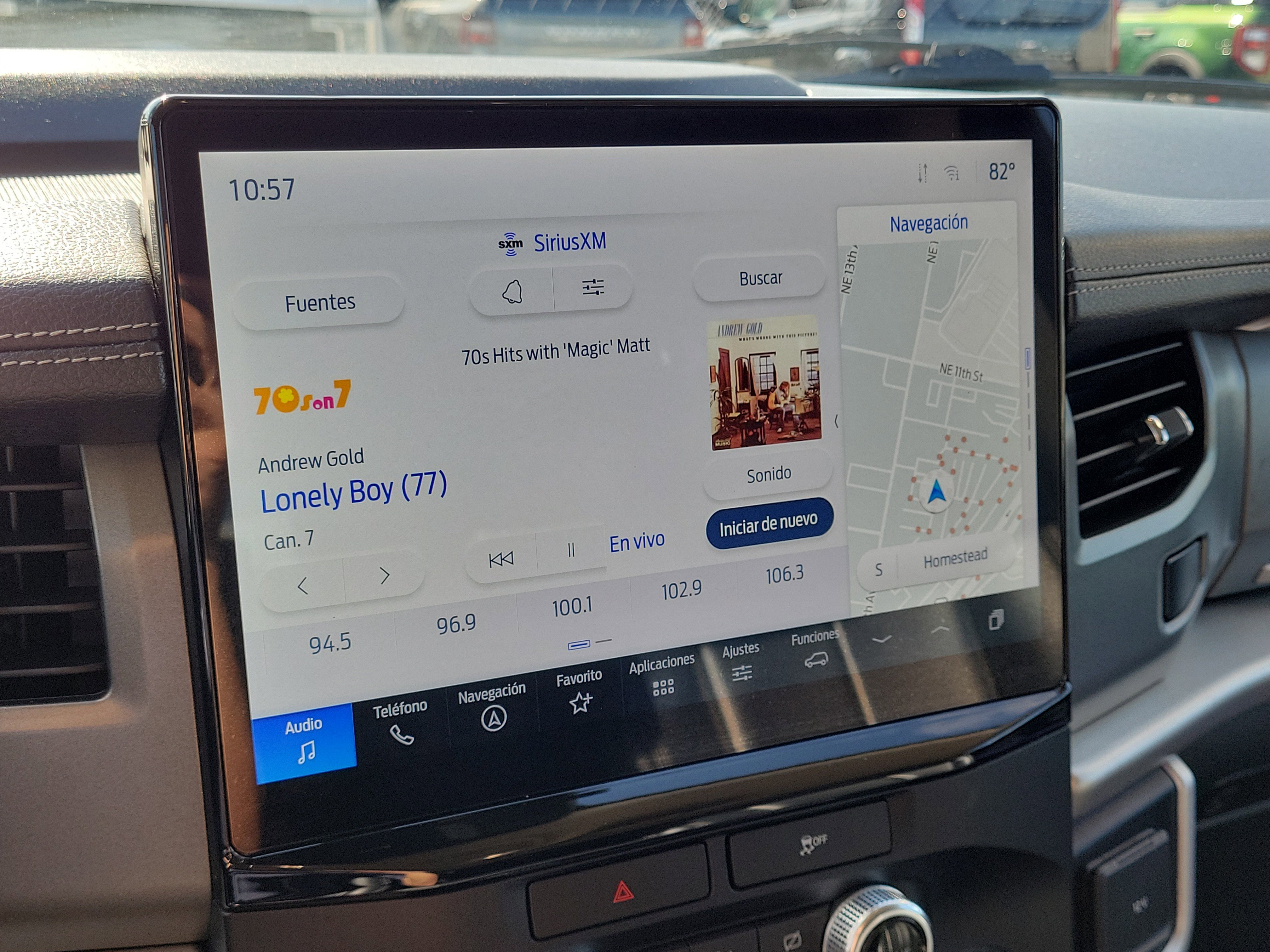 Used 2023 Ford Expedition Max XLT image 17