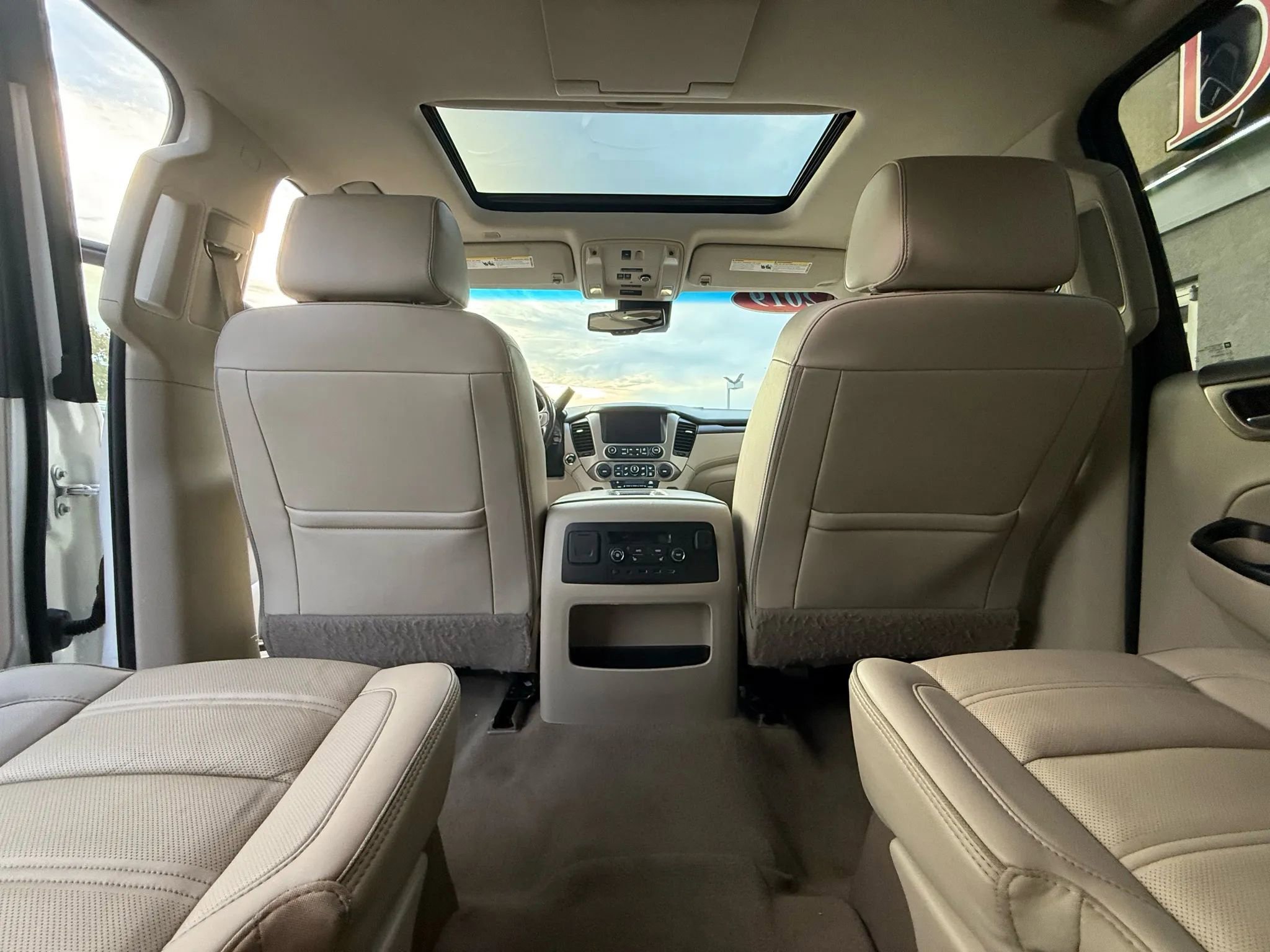 Used 2019 GMC Yukon XL Denali w/ Denali Ultimate Package image 12