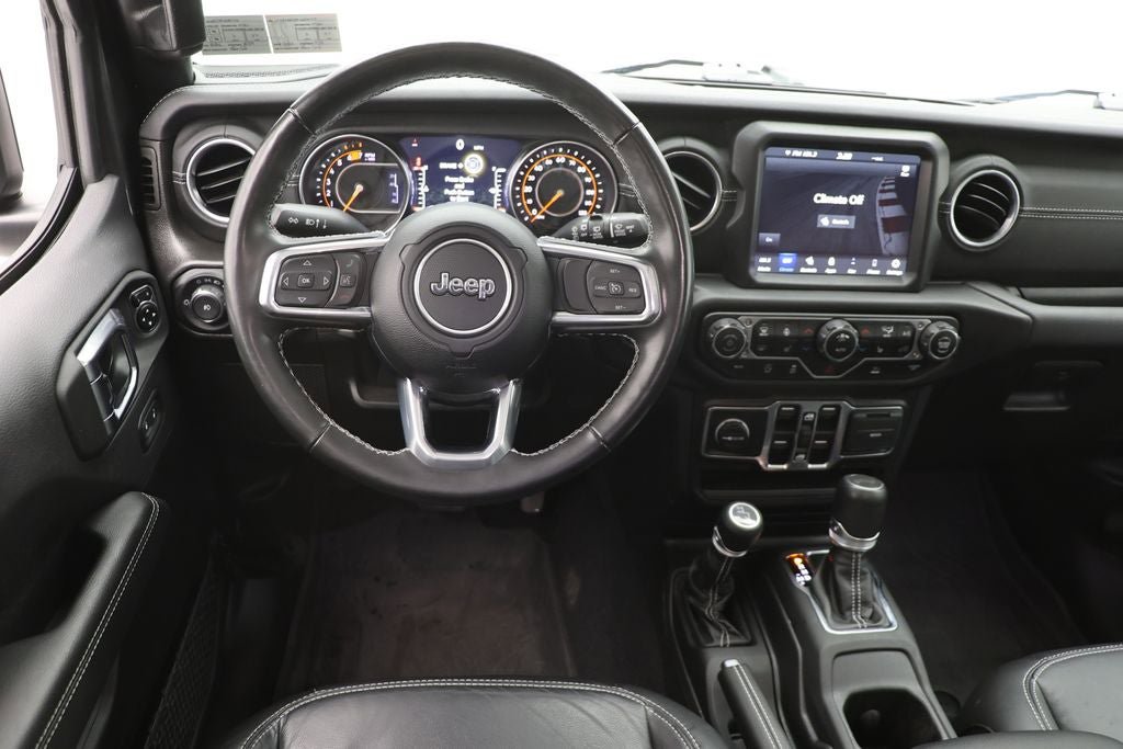 Used 2023 Jeep Wrangler Unlimited Sahara w/ Cold Weather Group AWD/4WD image 13