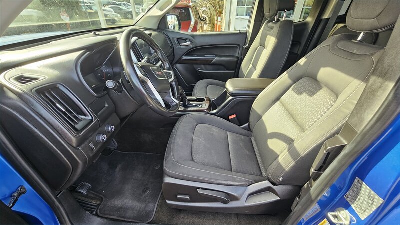 Used 2018 GMC Canyon SLE w/ SLE Convenience Package AWD/4WD image 5